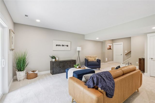 102 Bartlett Lane., Marshall, PA 15090