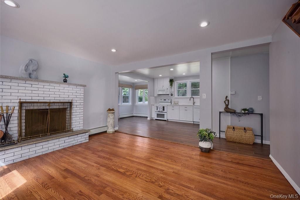 90 Walnut Road, Lake Peekskill, NY 10537 — photo 4