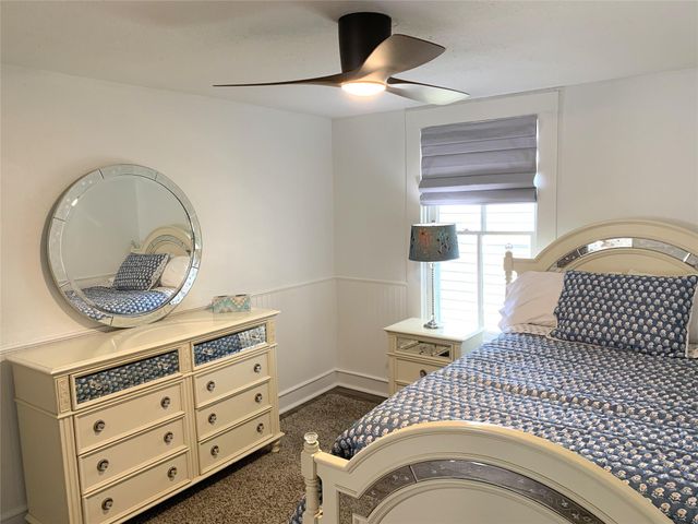 1223 20th Street Down, Galveston, TX 77550