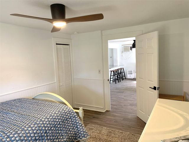 1223 20th Street Down, Galveston, TX 77550