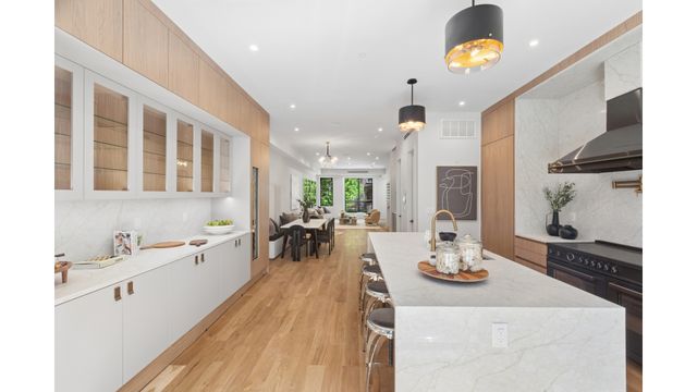 1506A PACIFIC Street, New York City, NY 11213