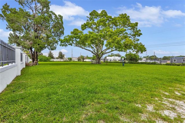 4512 BAY SPRING COURT, Tampa, FL 33611