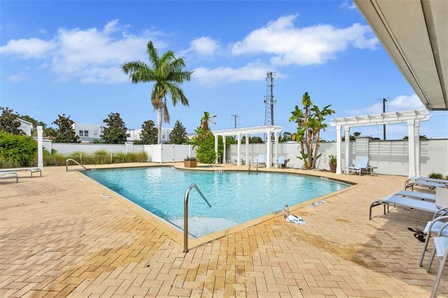 4512 BAY SPRING COURT, Tampa, FL 33611