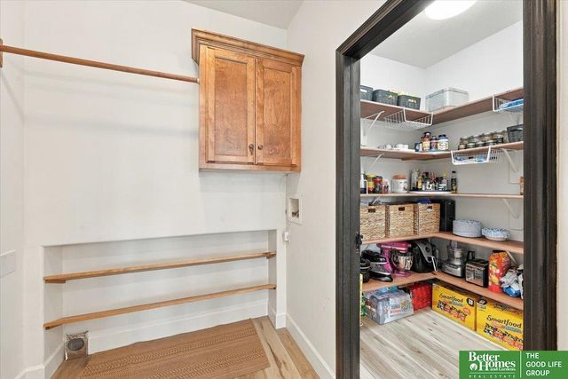 8221 S 154 Avenue, Omaha, NE 68138