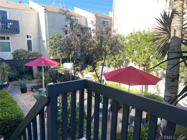 320 12th Street 5, Seal Beach, CA 90740