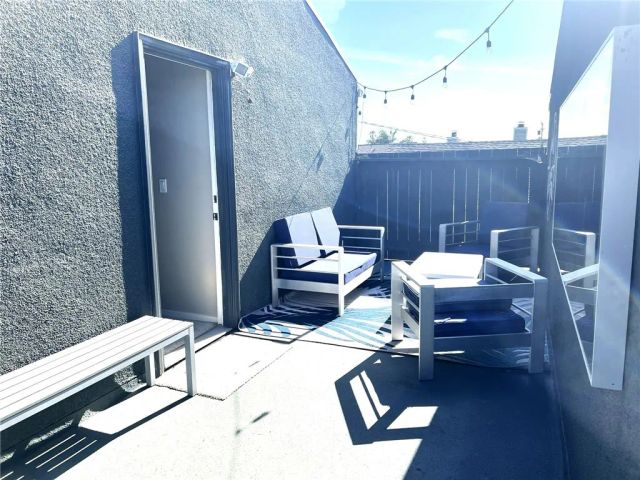 320 12th Street 5, Seal Beach, CA 90740