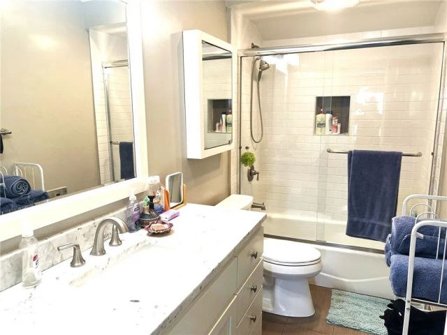 320 12th Street 5, Seal Beach, CA 90740