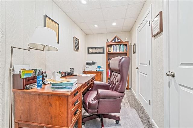 143 Aberdeen Ct, Mccandless, PA 15237