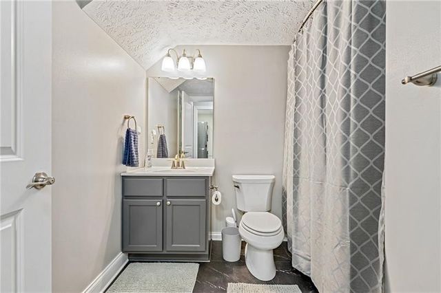 143 Aberdeen Ct, Mccandless, PA 15237