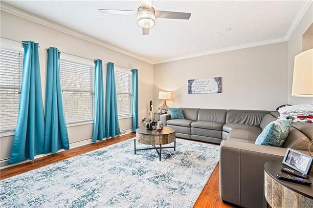 143 Aberdeen Ct, Mccandless, PA 15237