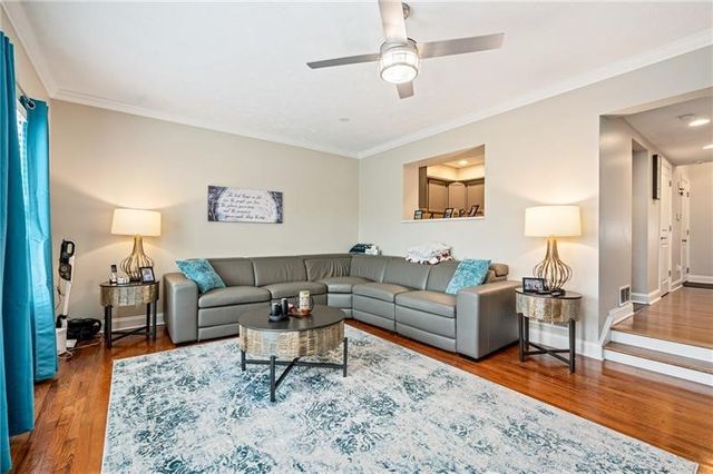 143 Aberdeen Ct, Mccandless, PA 15237