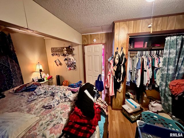 617 RAILROAD Street, Chapin, IL 62628