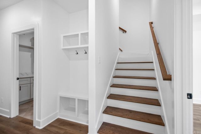 7121 Carl Moren Road, Hensley, AR 72065