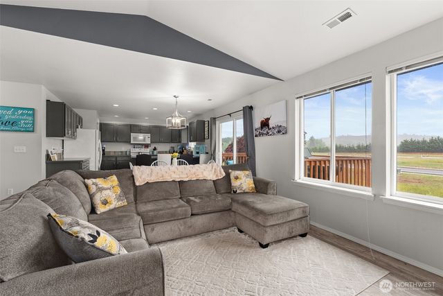167 Goldmyer Drive, Chehalis, WA 98532