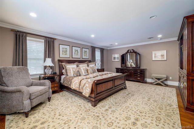 93 Berkshire Road, Rockville Centre, NY 11570
