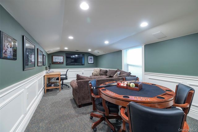 93 Berkshire Road, Rockville Centre, NY 11570