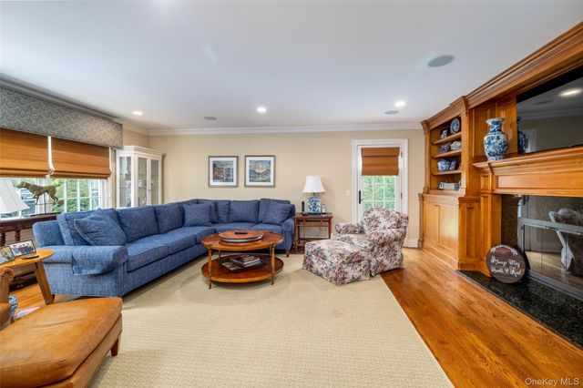 93 Berkshire Road, Rockville Centre, NY 11570