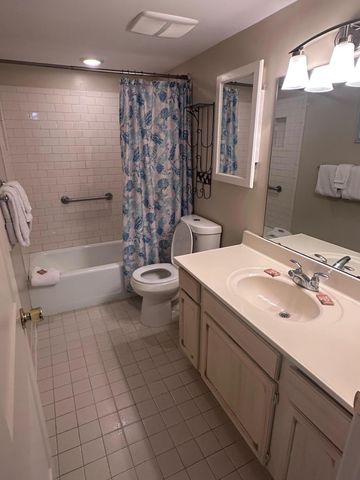 554 Coral Court, 504, Fort Walton Beach, FL 32548