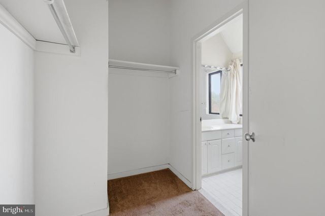 2372 NUTMEG TER, Baltimore, MD 21209