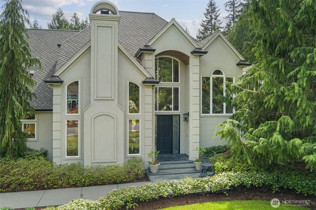 8218 229th Place SE, Woodinville, WA 98072