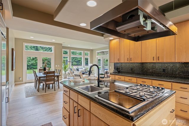 8218 229th Place SE, Woodinville, WA 98072
