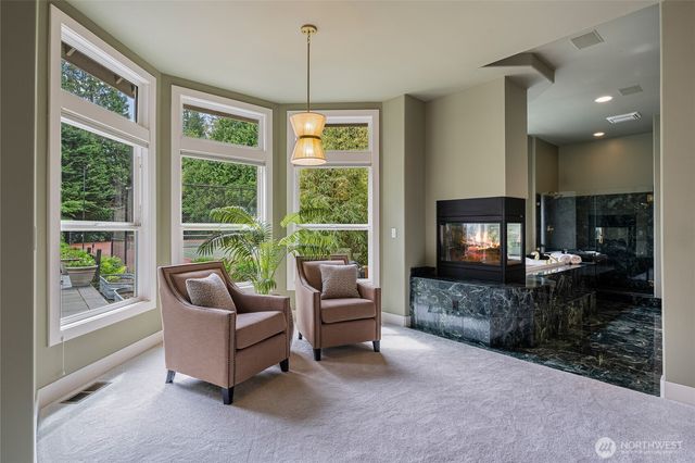 8218 229th Place SE, Woodinville, WA 98072