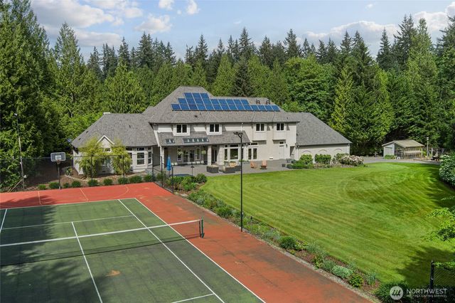 8218 229th Place SE, Woodinville, WA 98072
