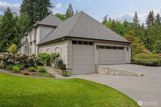 8218 229th Place SE, Woodinville, WA 98072