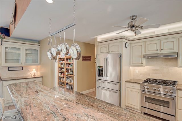 5423 Teak Wood DR, Naples, FL 34119