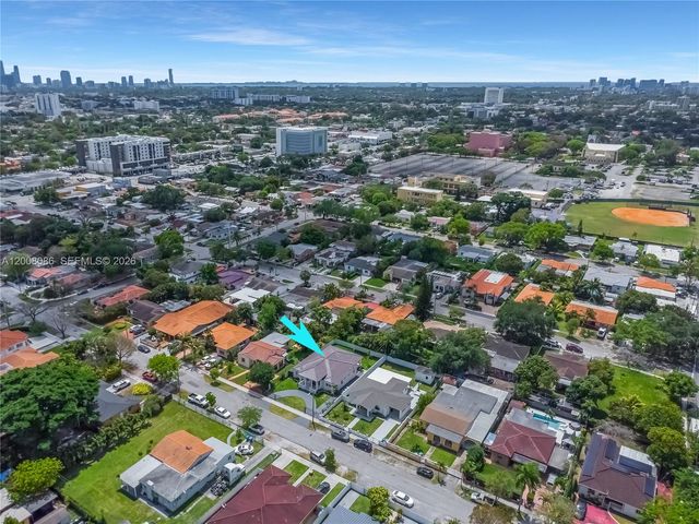 2850 NW 5th Street, Miami, FL 33125