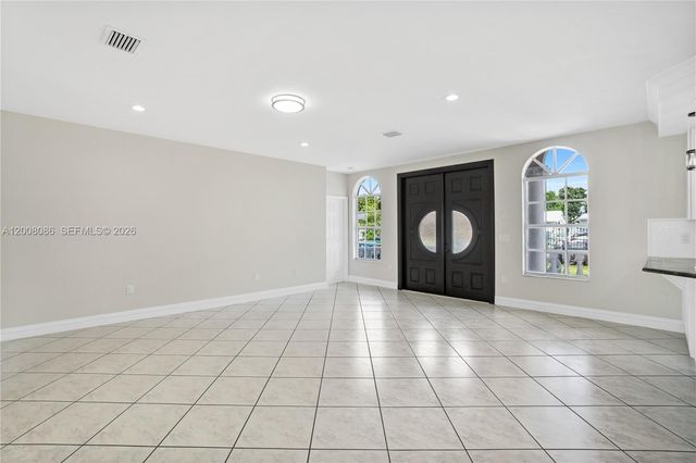 2850 NW 5th Street, Miami, FL 33125