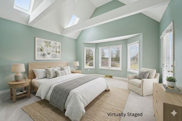 9978 Lavenham Circle W, Powell, OH 43065