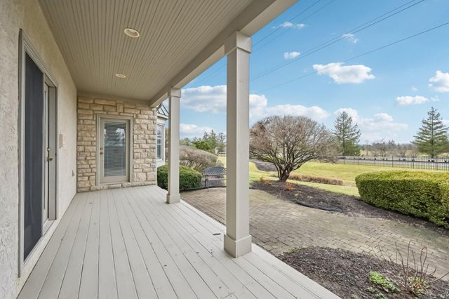 9978 Lavenham Circle W, Powell, OH 43065