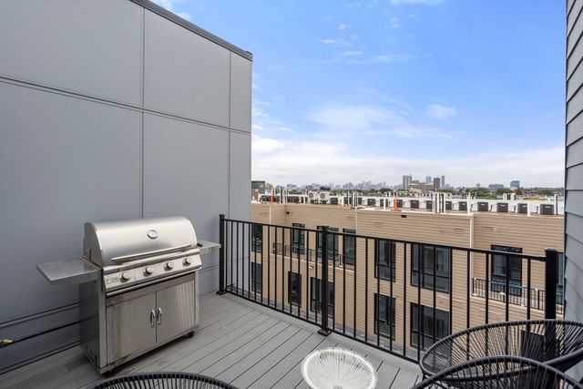 30 Penniman 2-01, Boston, MA 02134