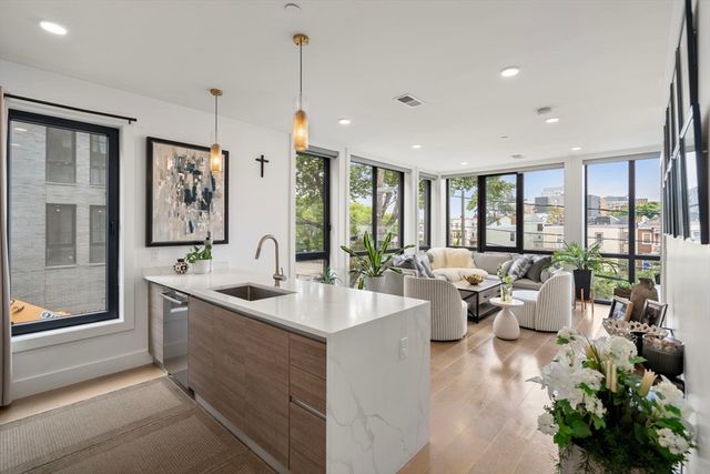 30 Penniman 2-01, Boston, MA 02134