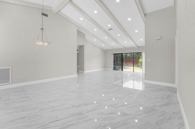 22207 Alyssum Way, Boca Raton, FL 33433