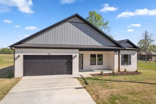 207 E Florida, Beebe, AR 72012