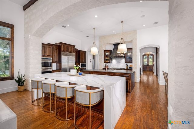 1945 Hoffmann Lane, New Braunfels, TX 78132