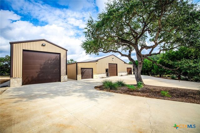 1945 Hoffmann Lane, New Braunfels, TX 78132