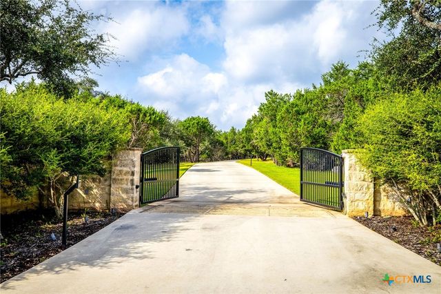 1945 Hoffmann Lane, New Braunfels, TX 78132
