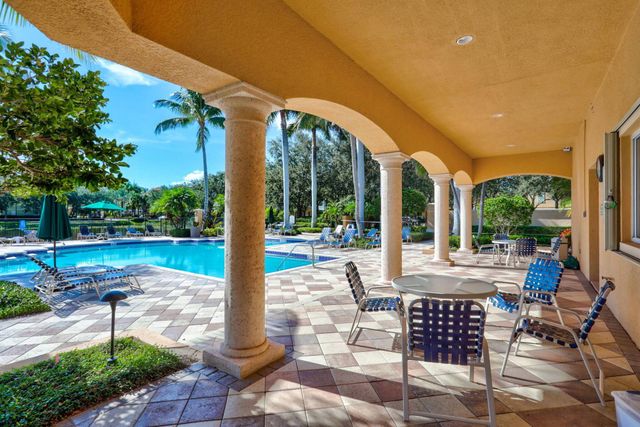 11778 Valencia Gardens Avenue, Palm Beach Gardens, FL 33410