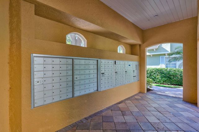 11778 Valencia Gardens Avenue, Palm Beach Gardens, FL 33410