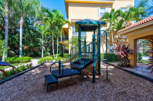 11778 Valencia Gardens Avenue, Palm Beach Gardens, FL 33410