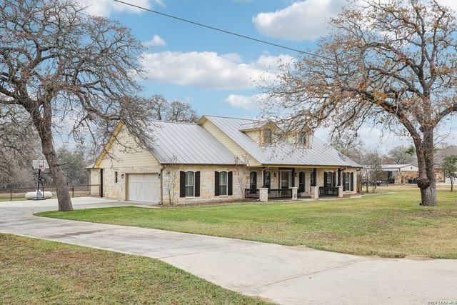 197 Vintage Ranch, La Vernia, TX 78121