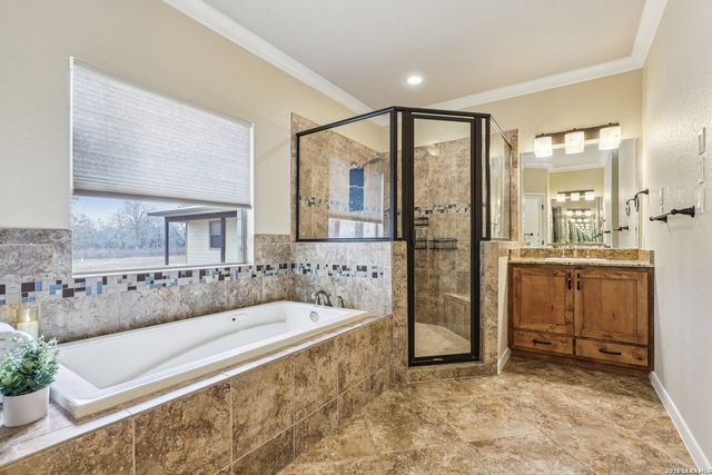 197 Vintage Ranch, La Vernia, TX 78121