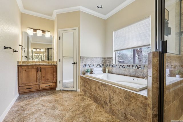 197 Vintage Ranch, La Vernia, TX 78121