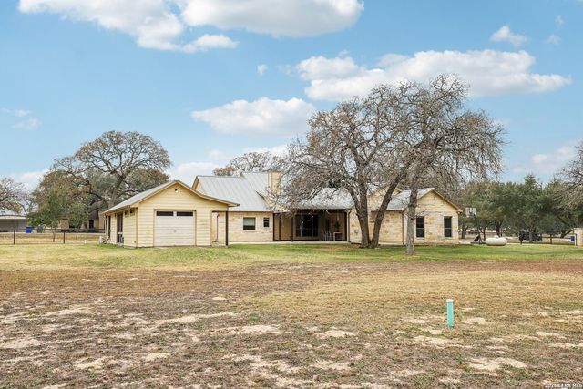 197 Vintage Ranch, La Vernia, TX 78121