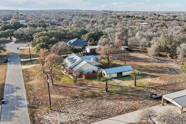 197 Vintage Ranch, La Vernia, TX 78121