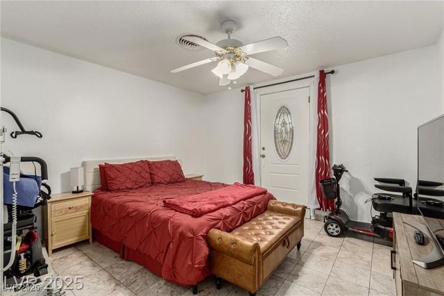 1924 South 6th Street, Las Vegas, NV 89104