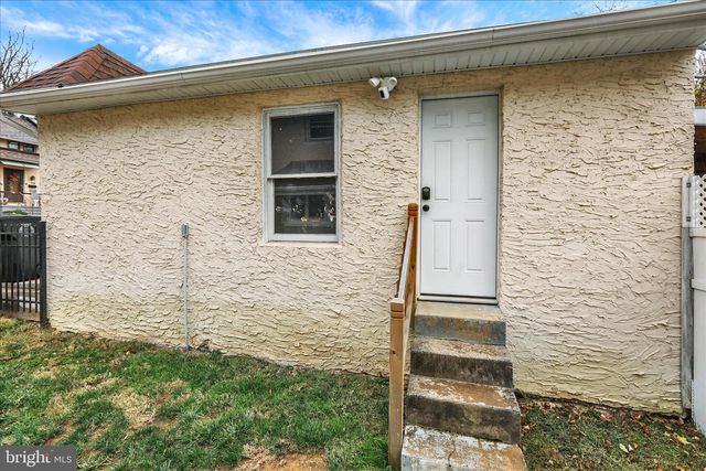 430 CARSONIA AVE, Reading, PA 19606